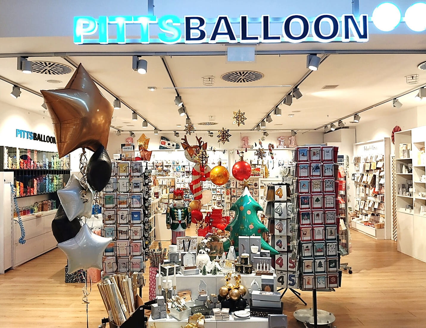 Eingang eines PITTSBALLOON Ladens